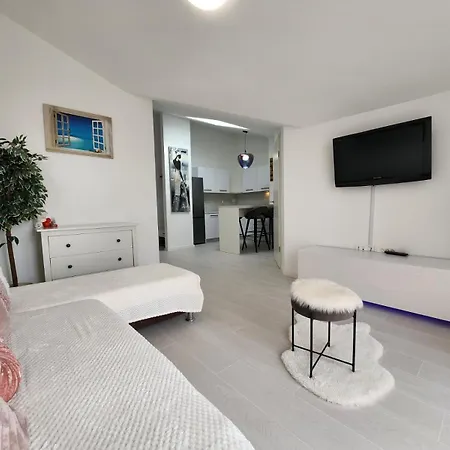 Apartment Nicolas Pula Exterior photo